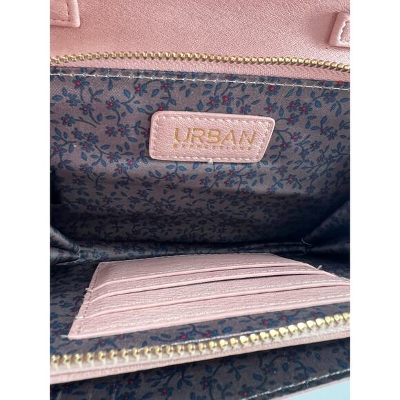 Urban Expressions Pink Vegan Leather Crossbody W/ Gold Toned Hardware Bag - Picture 3 of 12